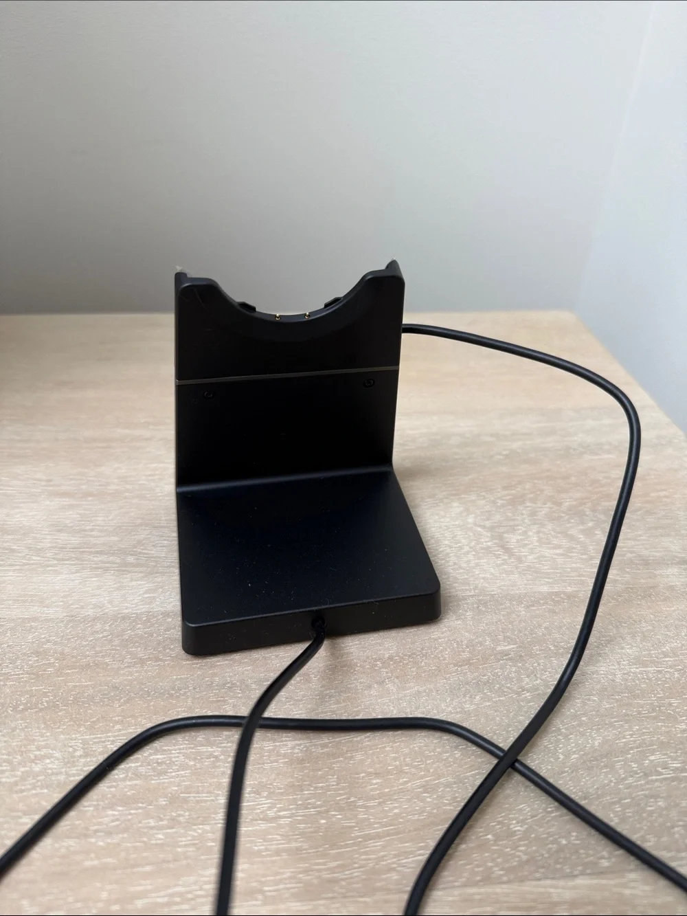 Jabra Evolve2 65 Deskstand headphone charger